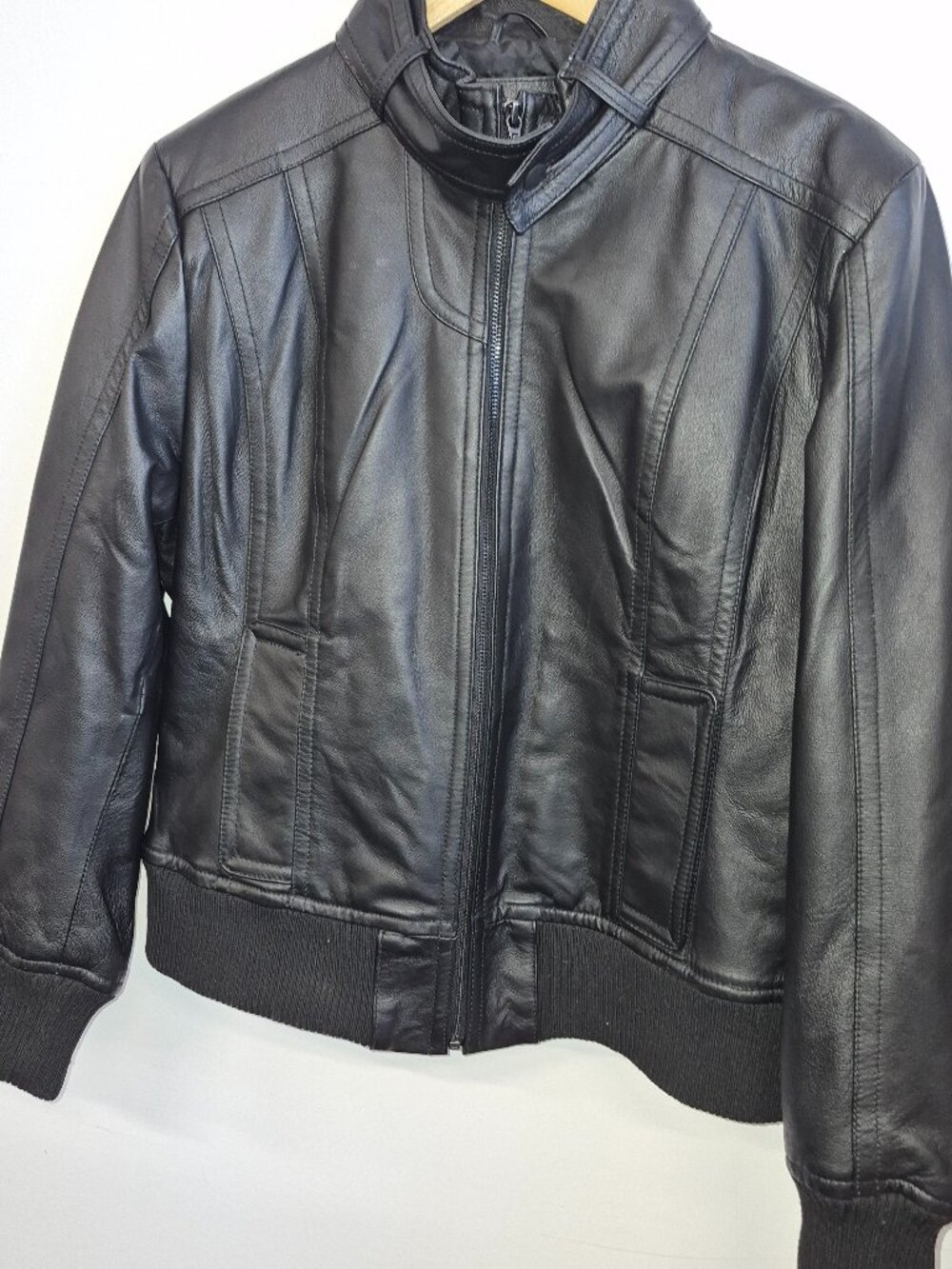 Women’s Black Leather Bomber Jacket Ribbed Hem Zip Front